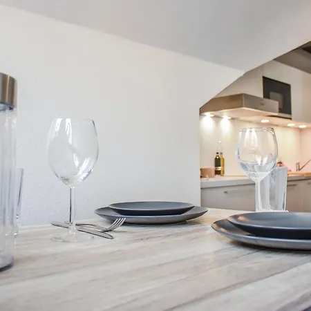 Altstadtflair In Der Fussgaengerzone Mit Parkplatz Und Office Apartamento